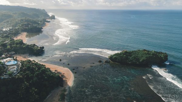 Tempat Camp Pantai Gunung Kidul Paling Keren dan Syahdu